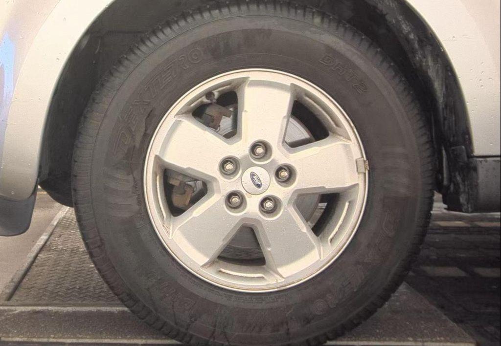 used 2010 Ford Escape car, priced at $5,500