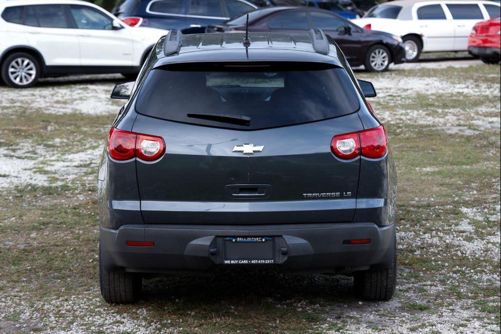 used 2011 Chevrolet Traverse car, priced at $3,900
