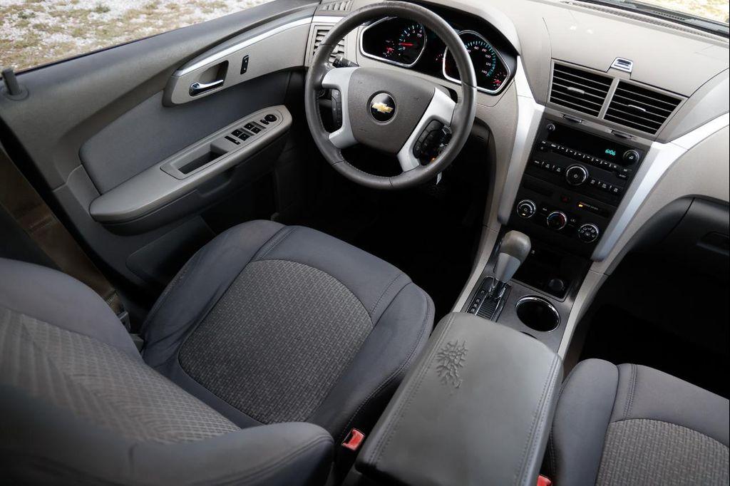 used 2011 Chevrolet Traverse car, priced at $3,900