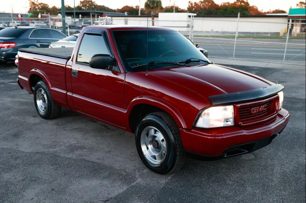 used 2000 GMC Sonoma car, priced at $3,200