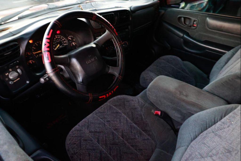 used 2000 GMC Sonoma car, priced at $3,200