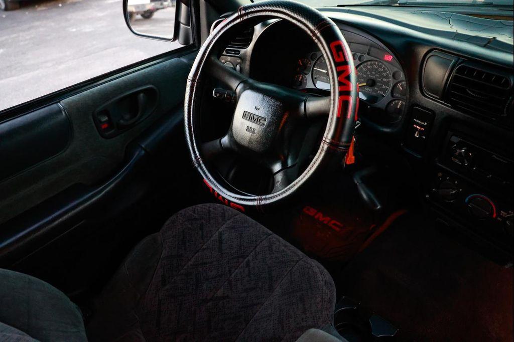 used 2000 GMC Sonoma car, priced at $3,200