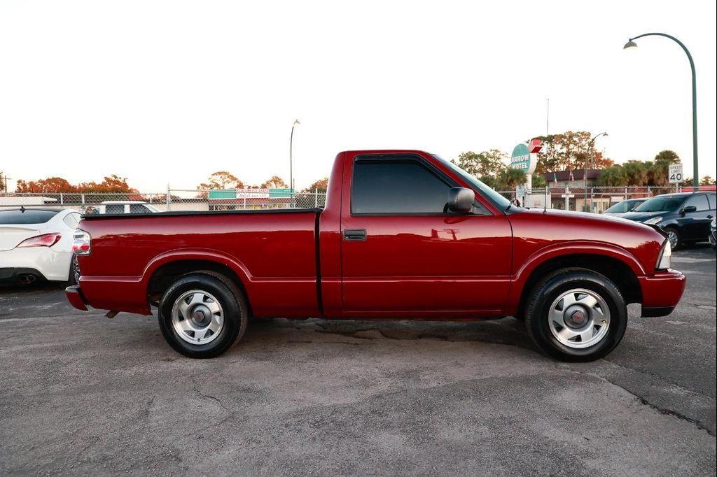 used 2000 GMC Sonoma car, priced at $3,200
