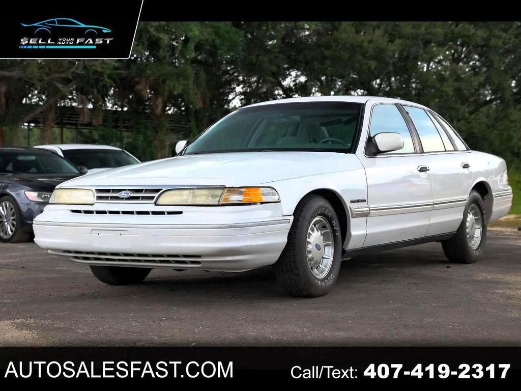 used 1995 Ford Crown Victoria car, priced at $3,500