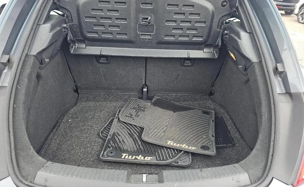 used 2013 Volkswagen Beetle car, priced at $8,900