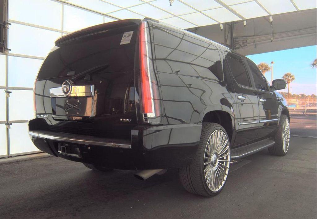 used 2007 Cadillac Escalade ESV car, priced at $6,800