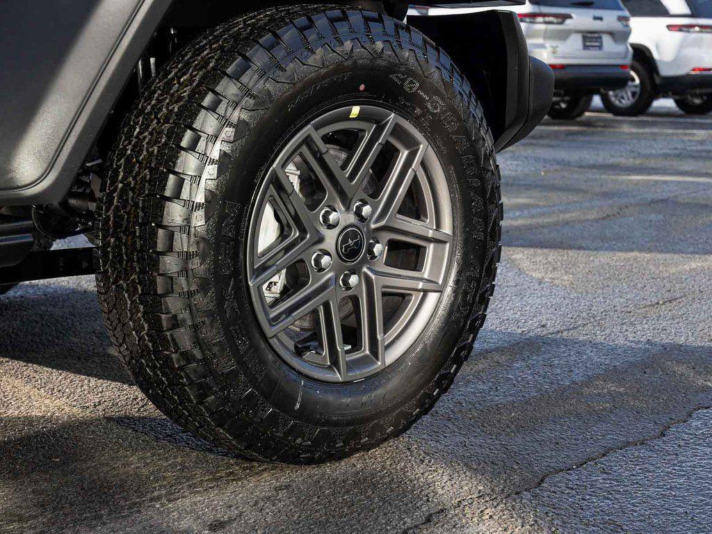 new 2026 Jeep Wrangler car, priced at $46,762