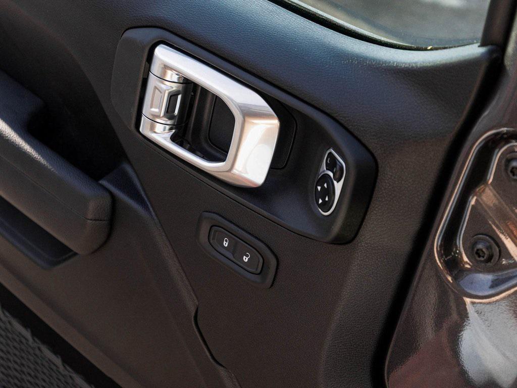 new 2026 Jeep Wrangler car, priced at $48,005