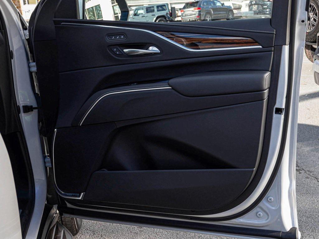 used 2024 Cadillac Escalade car, priced at $70,450