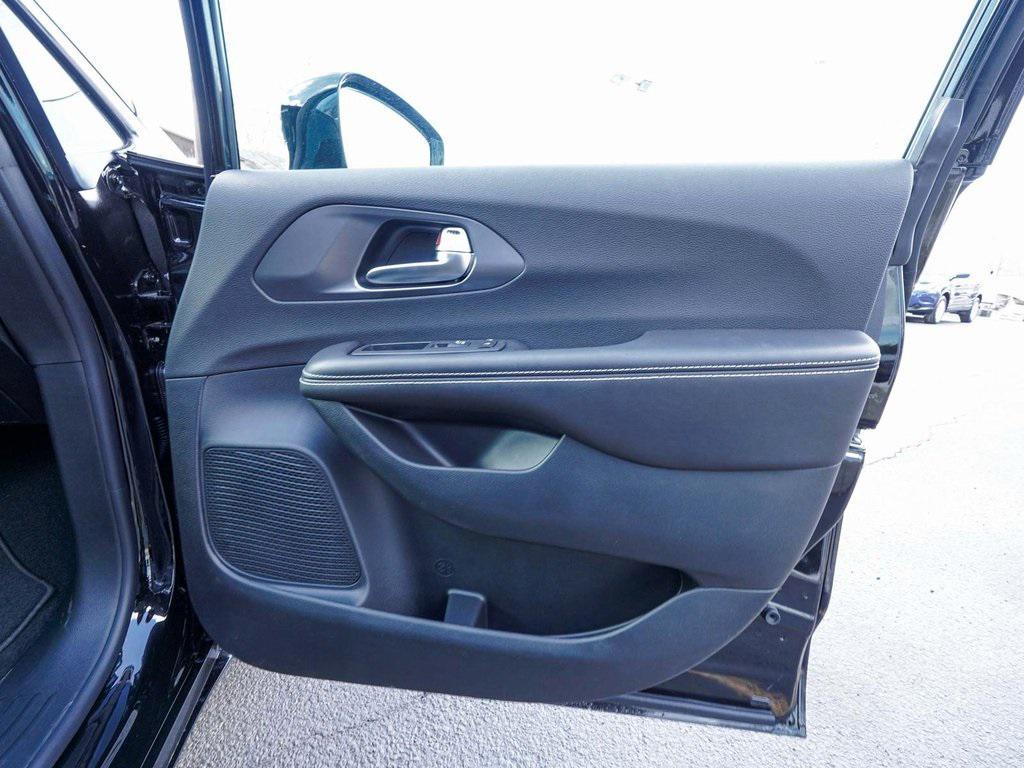 new 2026 Chrysler Pacifica car, priced at $41,193