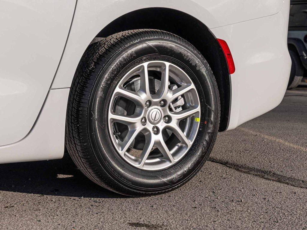 new 2026 Chrysler Pacifica car, priced at $41,273