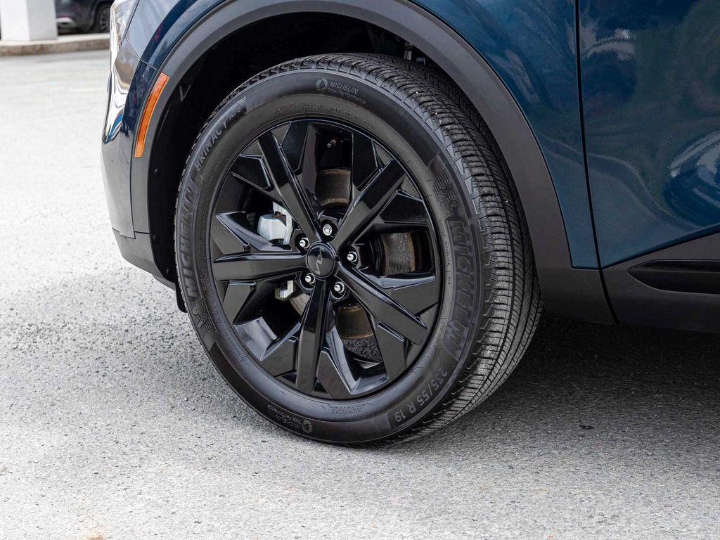 used 2025 Kia Sportage Plug-In Hybrid car, priced at $30,450