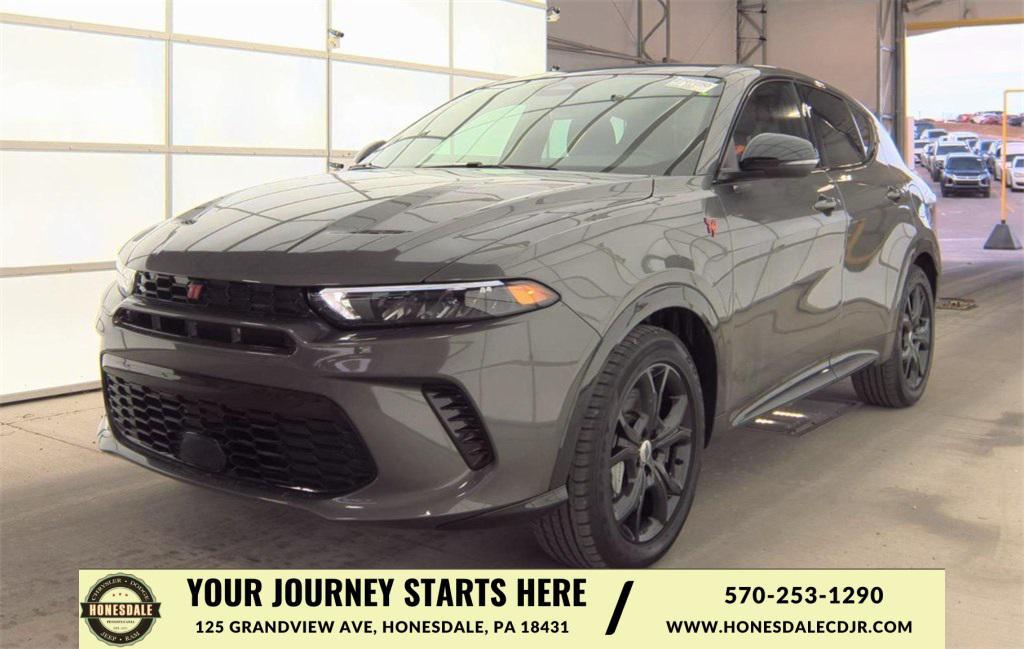 used 2024 Dodge Hornet car, priced at $24,890