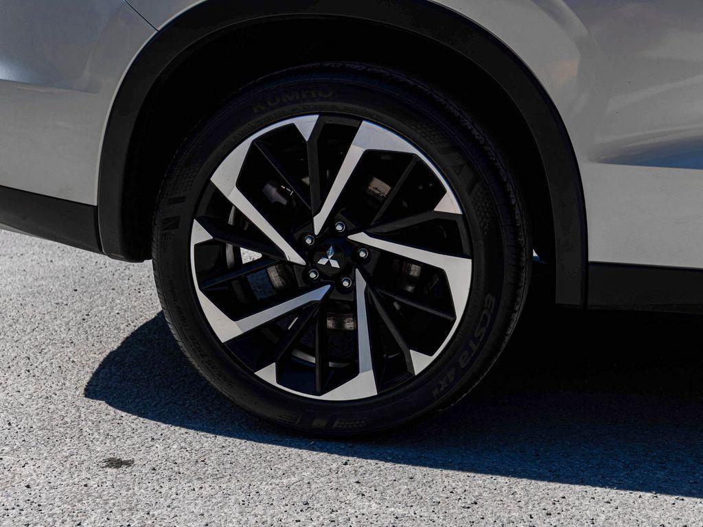 used 2022 Mitsubishi Outlander car, priced at $19,990