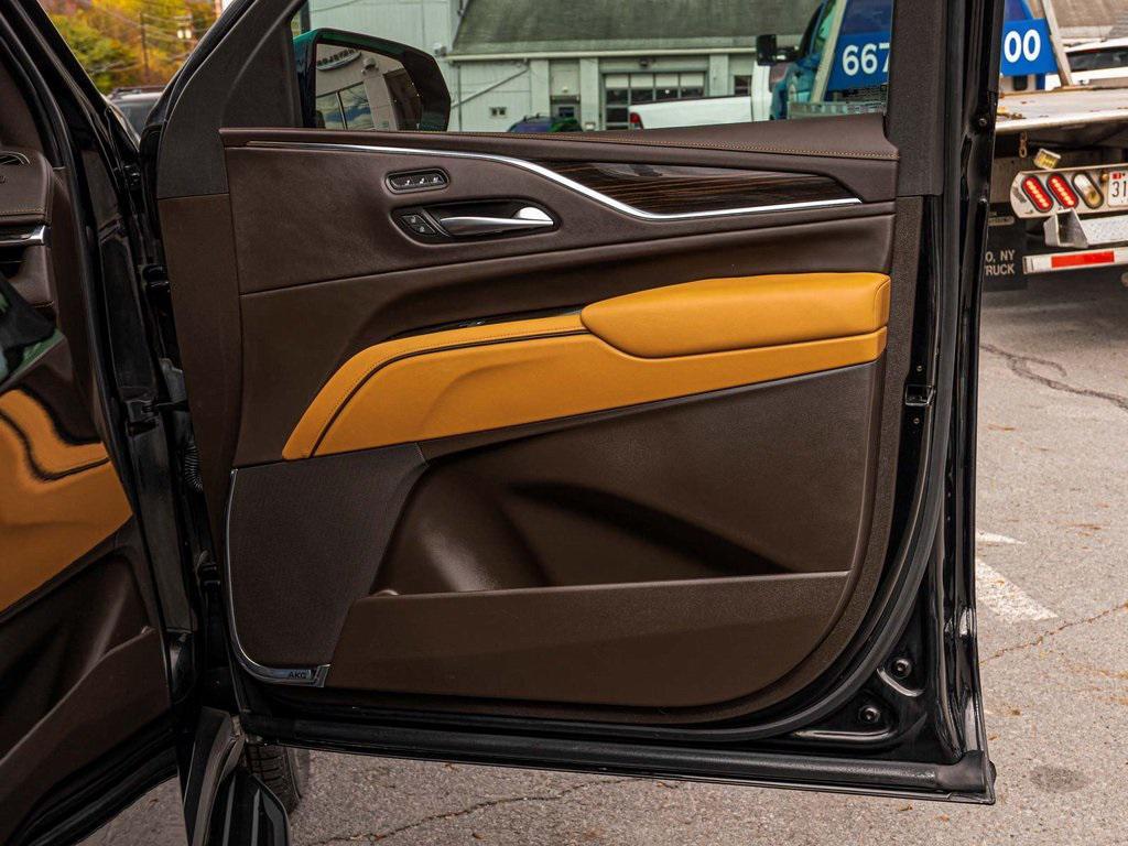 used 2023 Cadillac Escalade ESV car, priced at $69,240