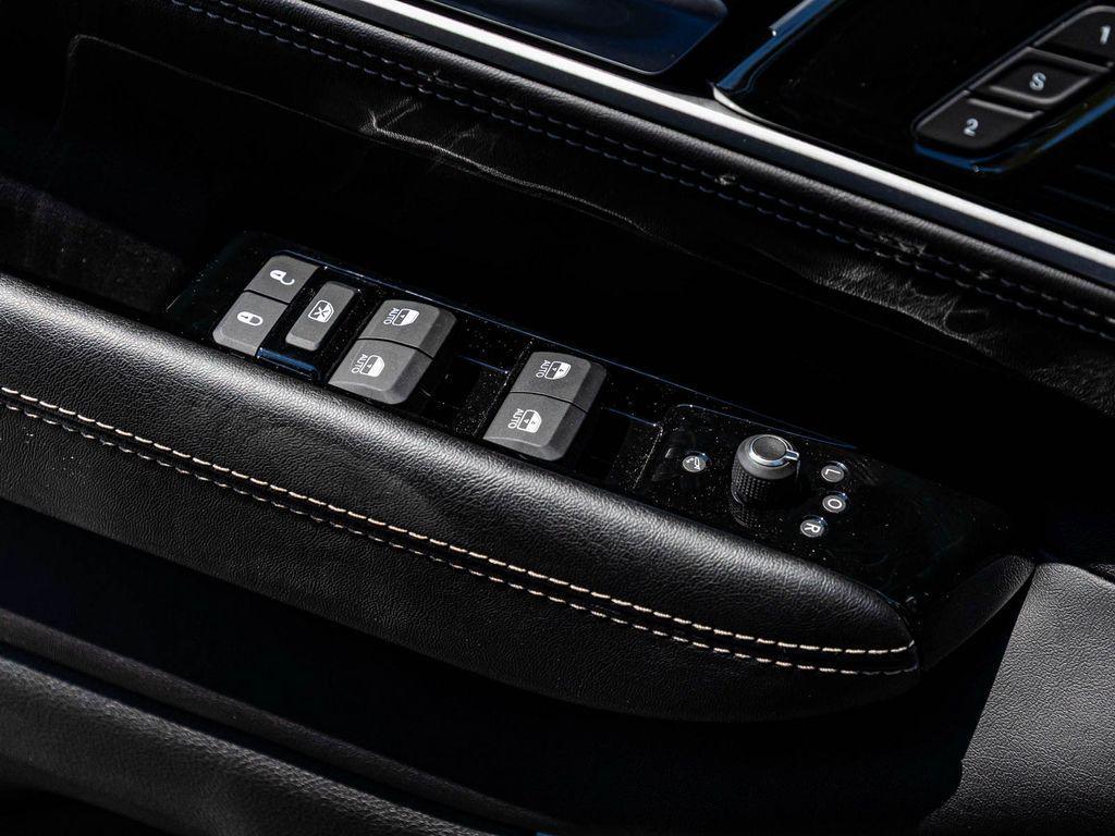 new 2026 Jeep Grand Wagoneer car, priced at $70,469
