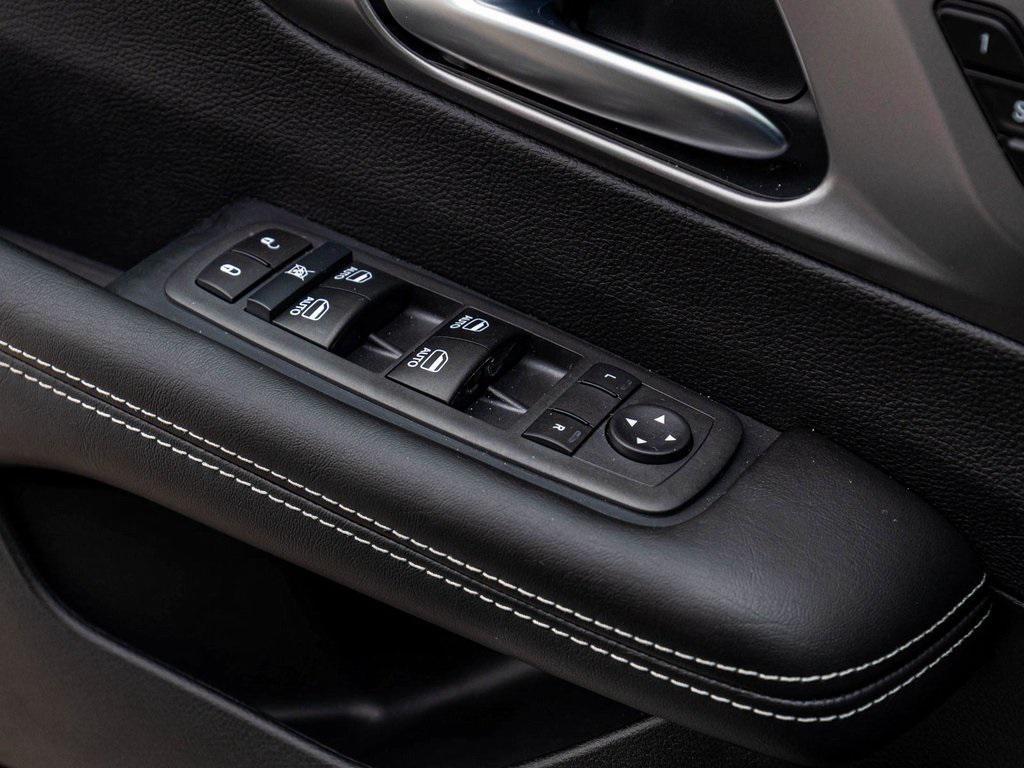 new 2026 Chrysler Pacifica car, priced at $44,352