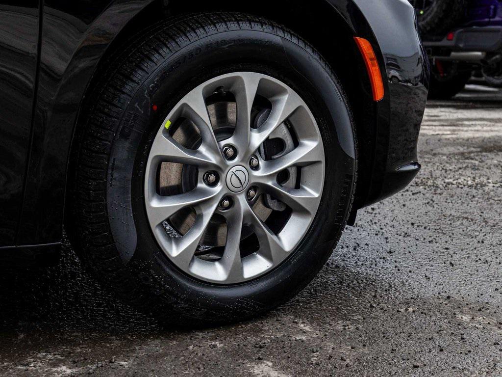 new 2026 Chrysler Pacifica car, priced at $44,352