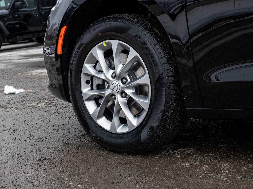 new 2026 Chrysler Pacifica car, priced at $44,352