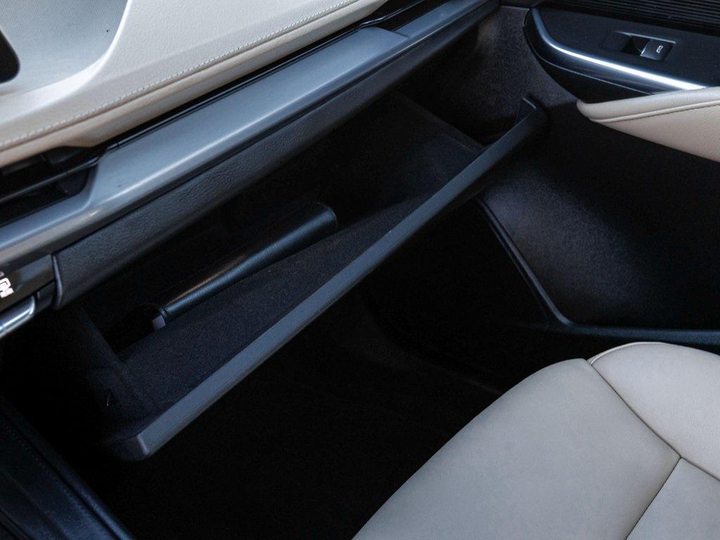 used 2024 Cadillac XT4 car, priced at $28,740