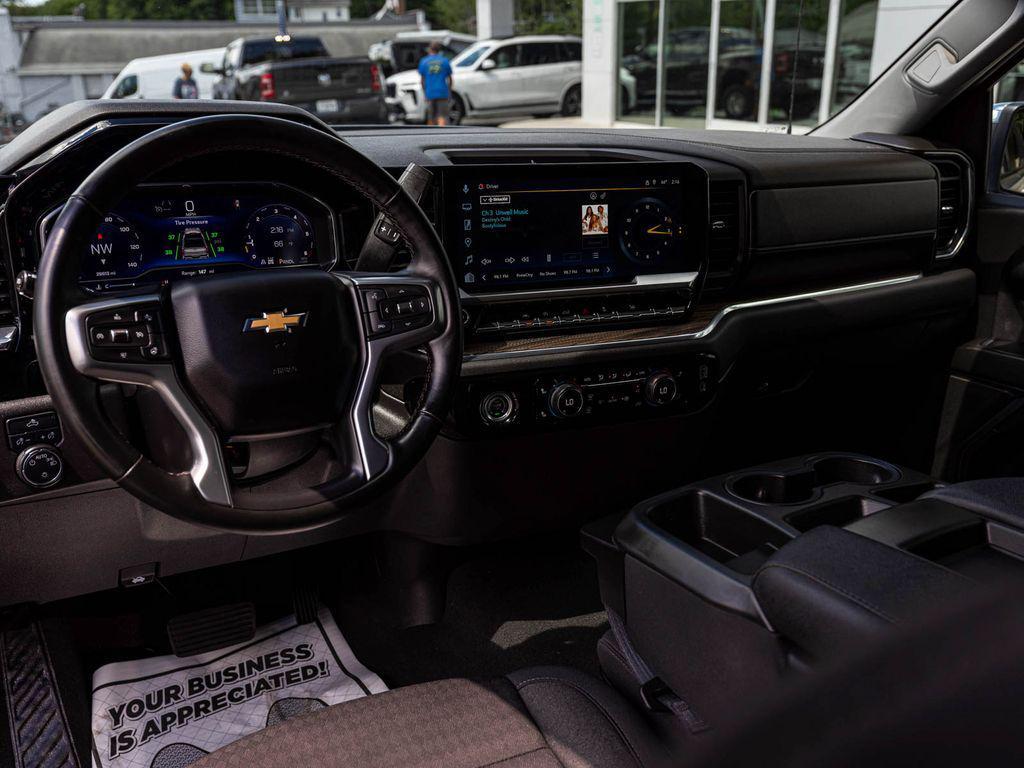 used 2024 Chevrolet Silverado 1500 car, priced at $36,990