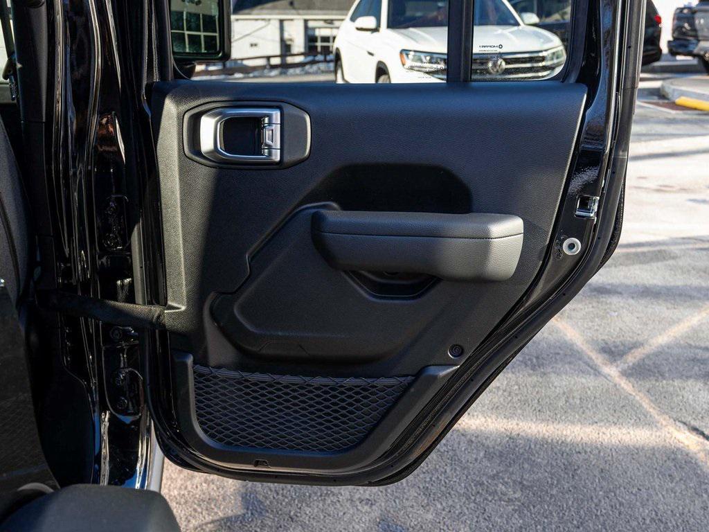 new 2025 Jeep Wrangler car, priced at $49,470