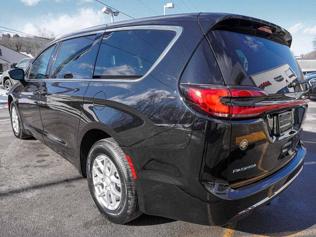 new 2026 Chrysler Pacifica car, priced at $40,243