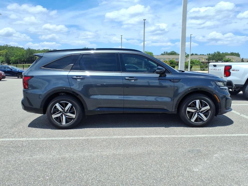 used 2023 Kia Sorento car, priced at $26,995