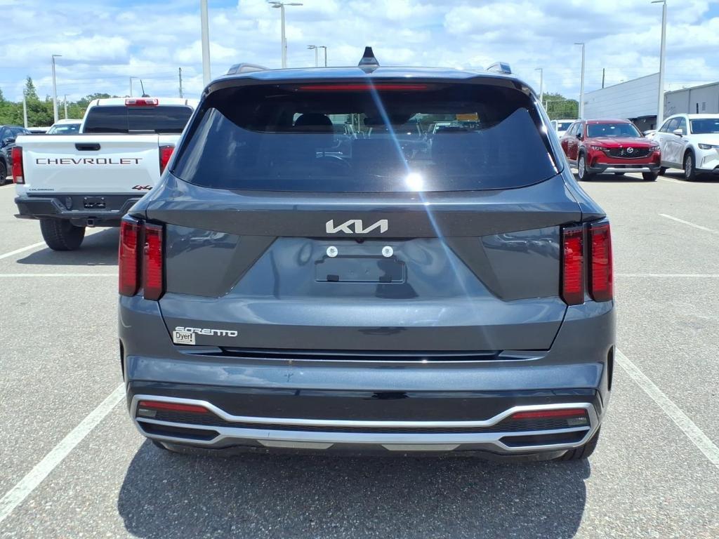 used 2023 Kia Sorento car, priced at $26,995