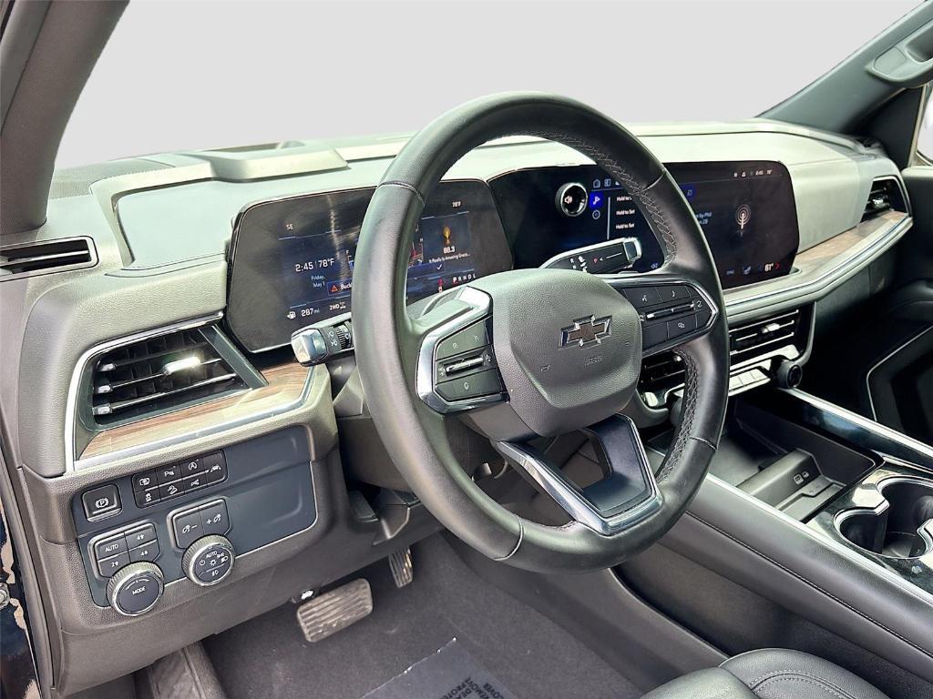 used 2025 Chevrolet Suburban car, priced at $58,995