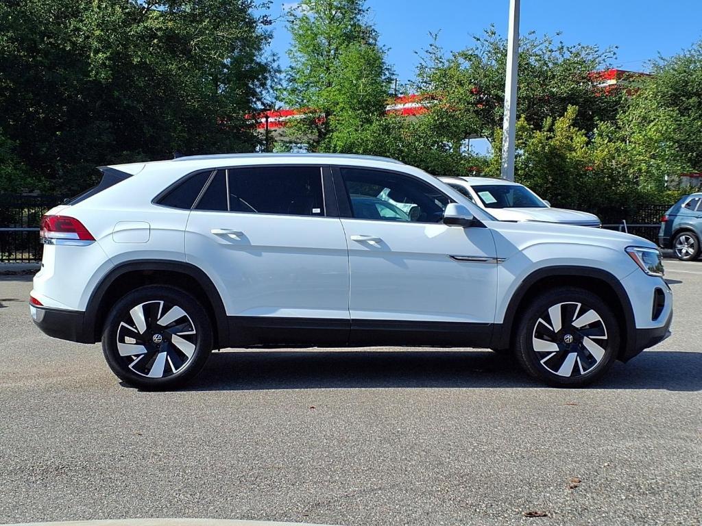 used 2025 Volkswagen Atlas Cross Sport car, priced at $27,995