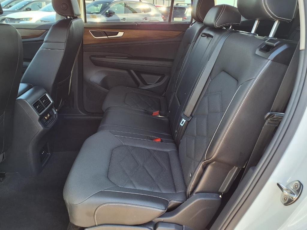 used 2025 Volkswagen Atlas car, priced at $28,995