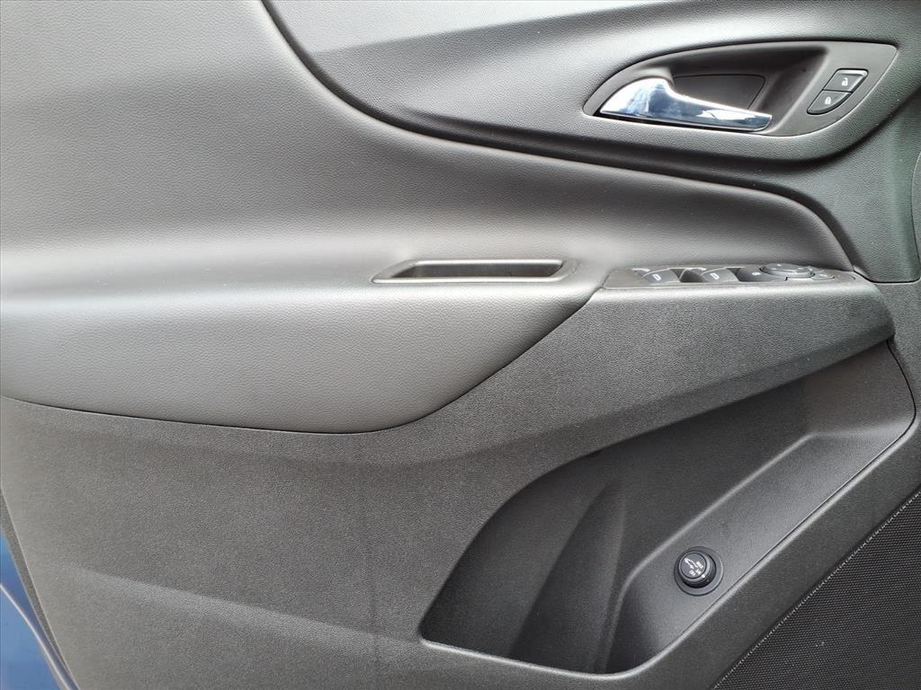 used 2022 Chevrolet Equinox car, priced at $18,995