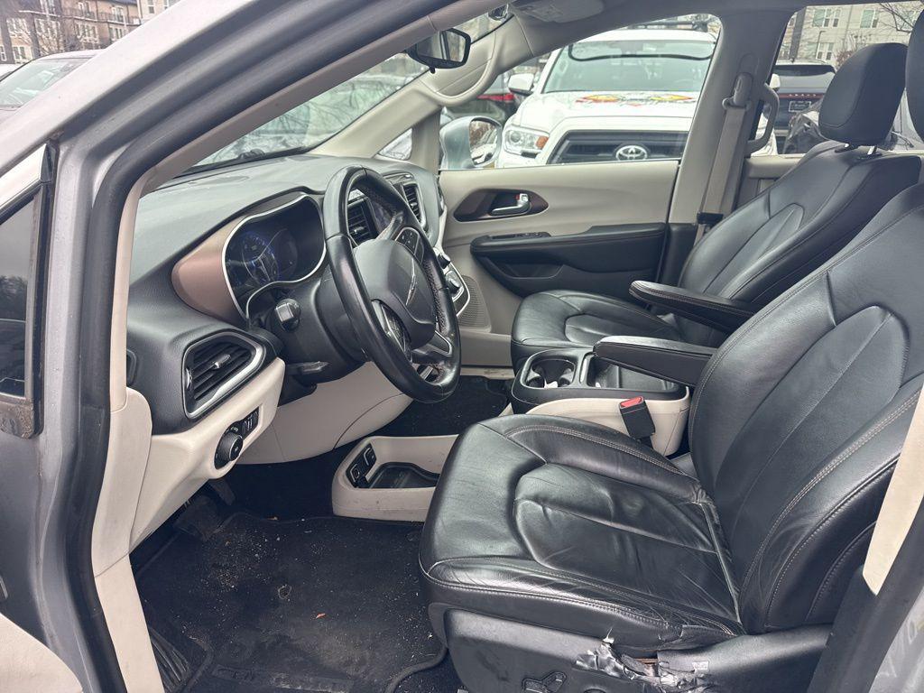 used 2017 Chrysler Pacifica car, priced at $12,571