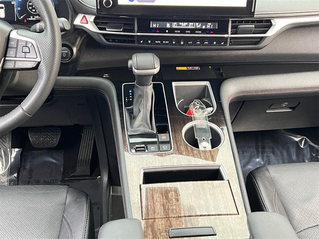 used 2025 Toyota Sienna car, priced at $49,213