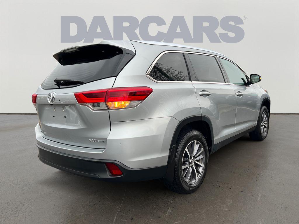 used 2019 Toyota Highlander car