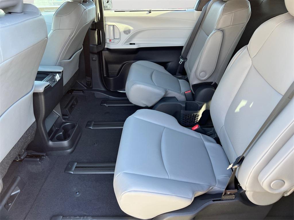 new 2026 Toyota Sienna car, priced at $49,320