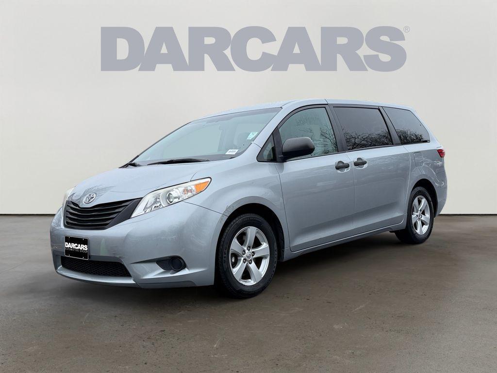 used 2015 Toyota Sienna car, priced at $18,321