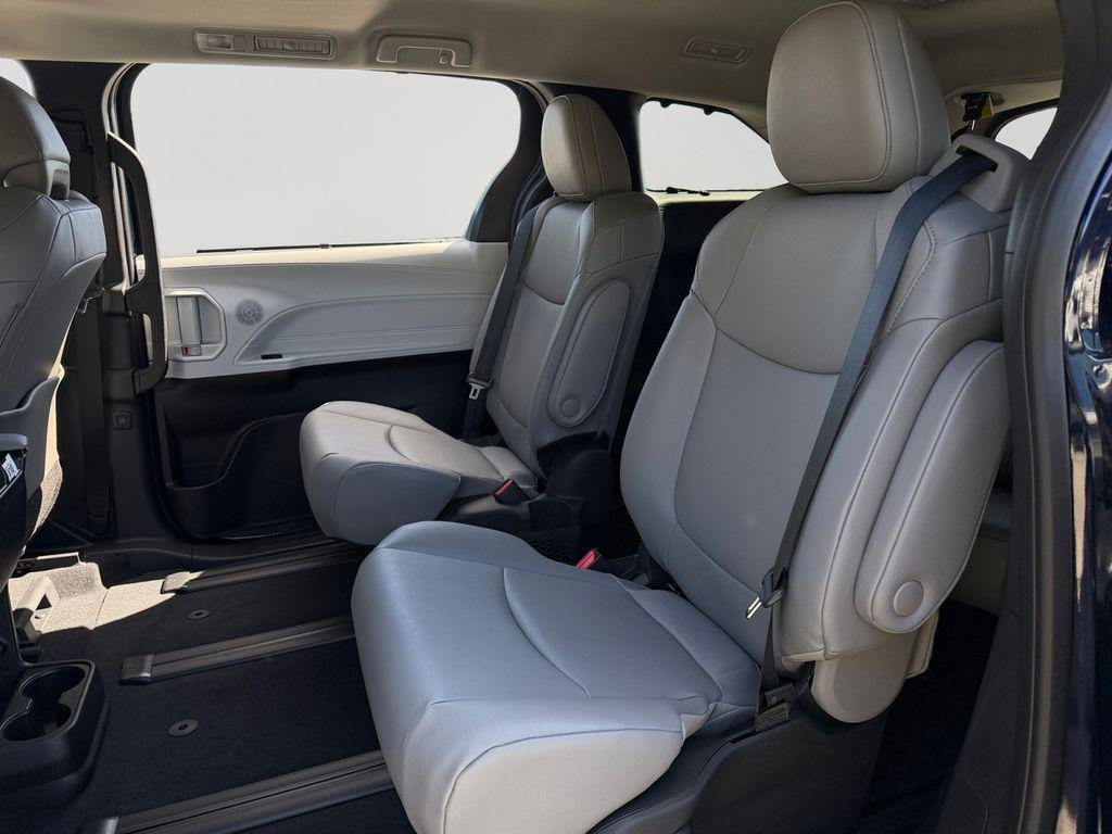 new 2026 Toyota Sienna car, priced at $50,485
