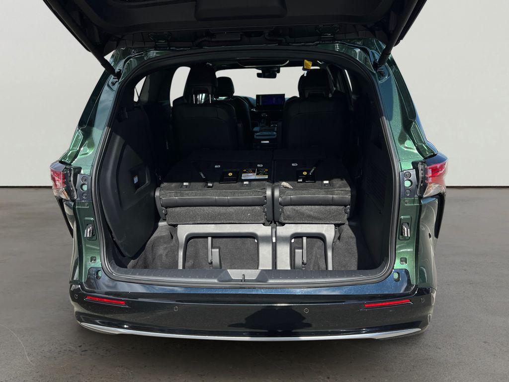 new 2026 Toyota Sienna car, priced at $61,439