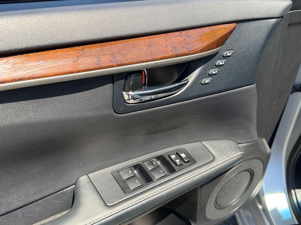 used 2014 Lexus ES 350 car, priced at $18,099