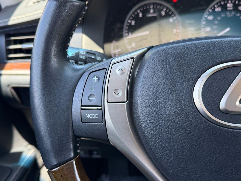 used 2014 Lexus ES 350 car, priced at $18,099