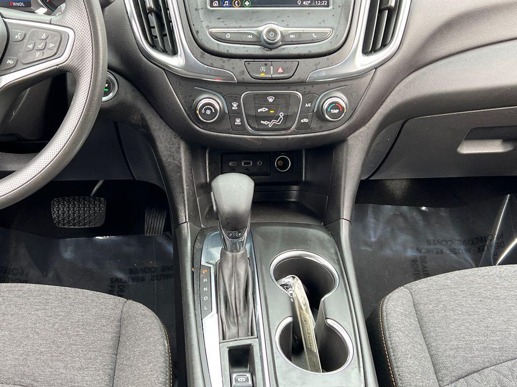 used 2022 Chevrolet Equinox car, priced at $16,999