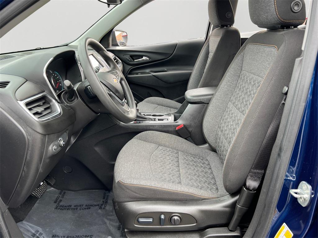 used 2022 Chevrolet Equinox car, priced at $18,000