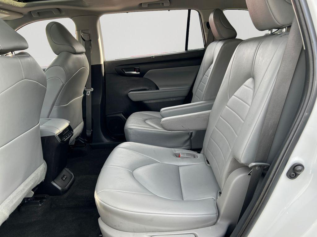 used 2023 Toyota Highlander car, priced at $35,899