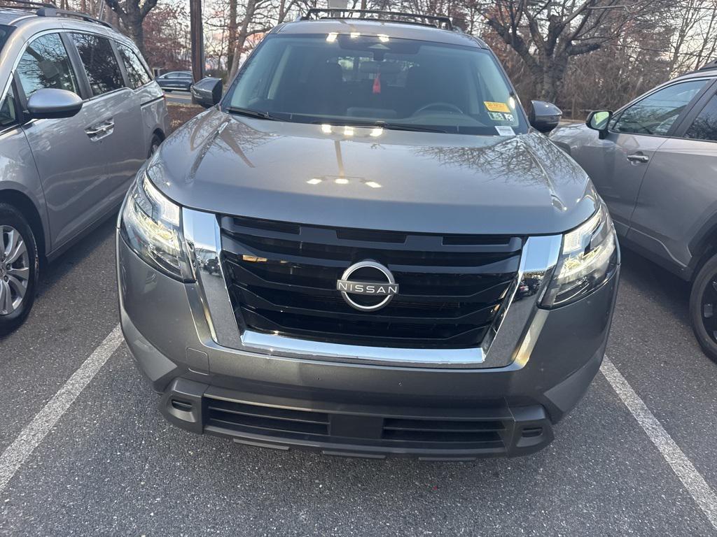 used 2025 Nissan Pathfinder car, priced at $29,499