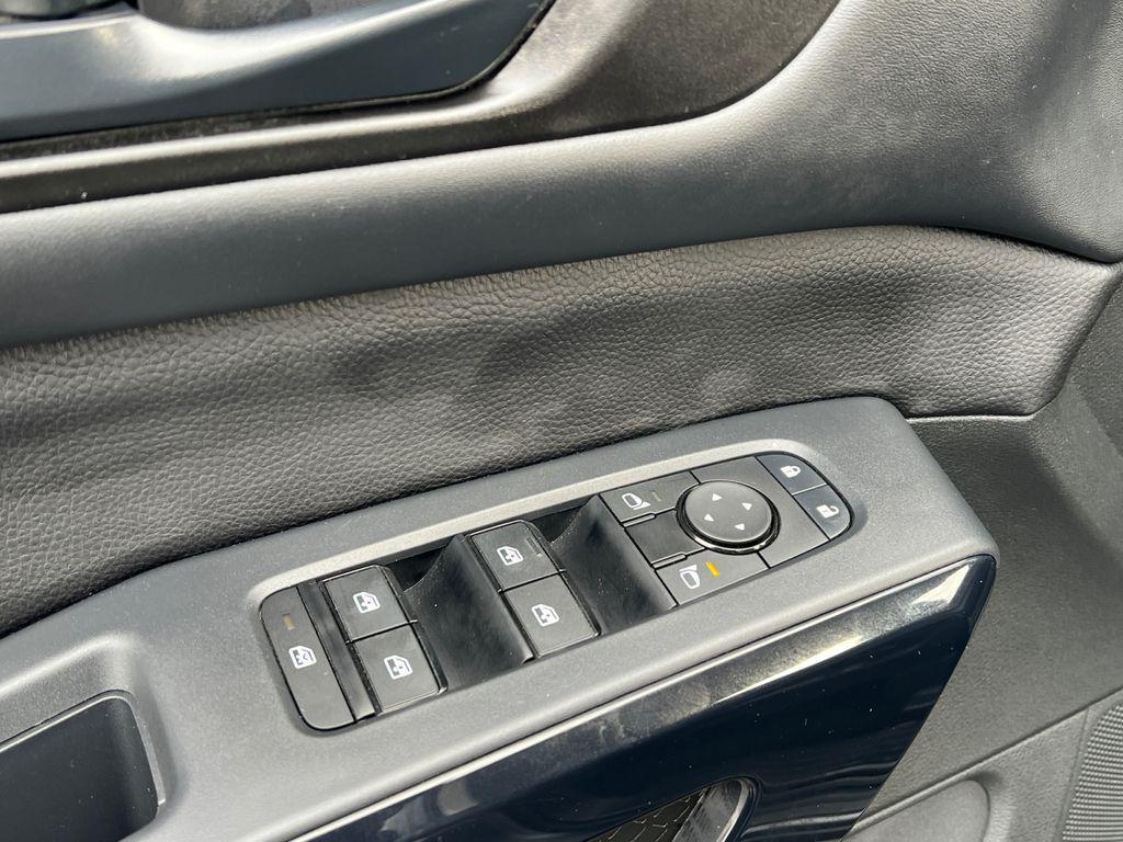 used 2025 Nissan Pathfinder car, priced at $28,808