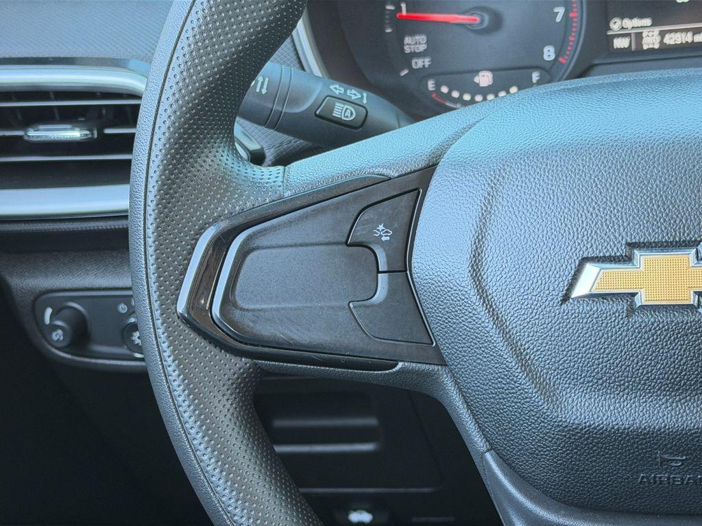 used 2023 Chevrolet TrailBlazer car, priced at $15,699