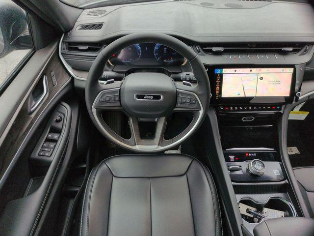 new 2026 Jeep Grand Cherokee car, priced at $50,083