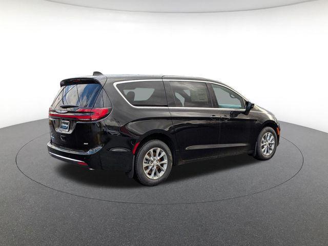 new 2026 Chrysler Pacifica car, priced at $46,705